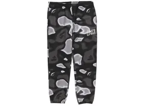 A Bathing Ape Liquid Camo Bape Sta Sweatpants in Black xld