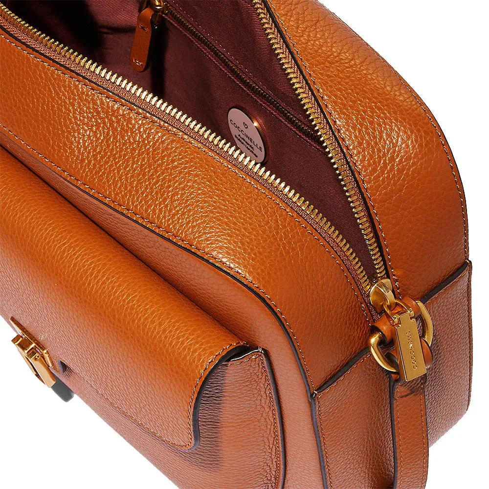 Borsa Donna a Tracolla Chiusa con Zip COCCINELLE in Pelle linea Beat Soft Medium colore Caramel