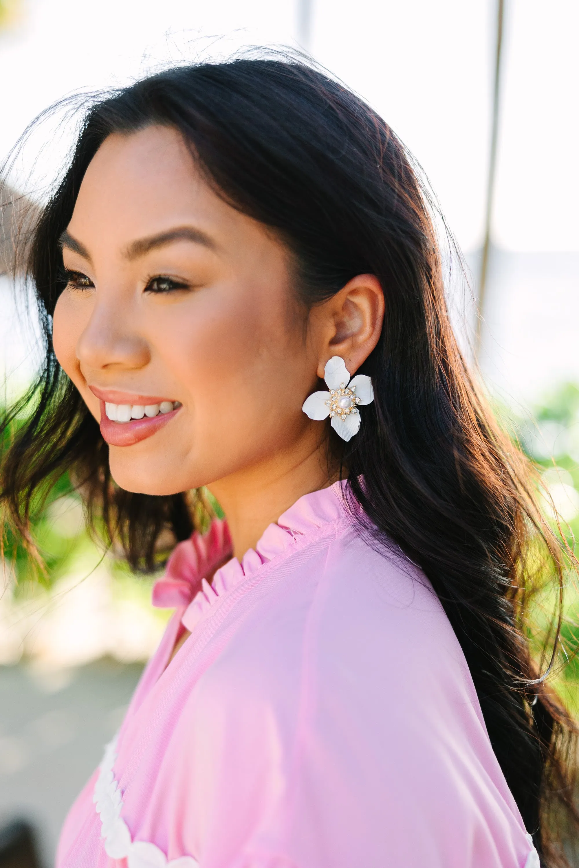 Do Your Part Ivory White Flower Earrings