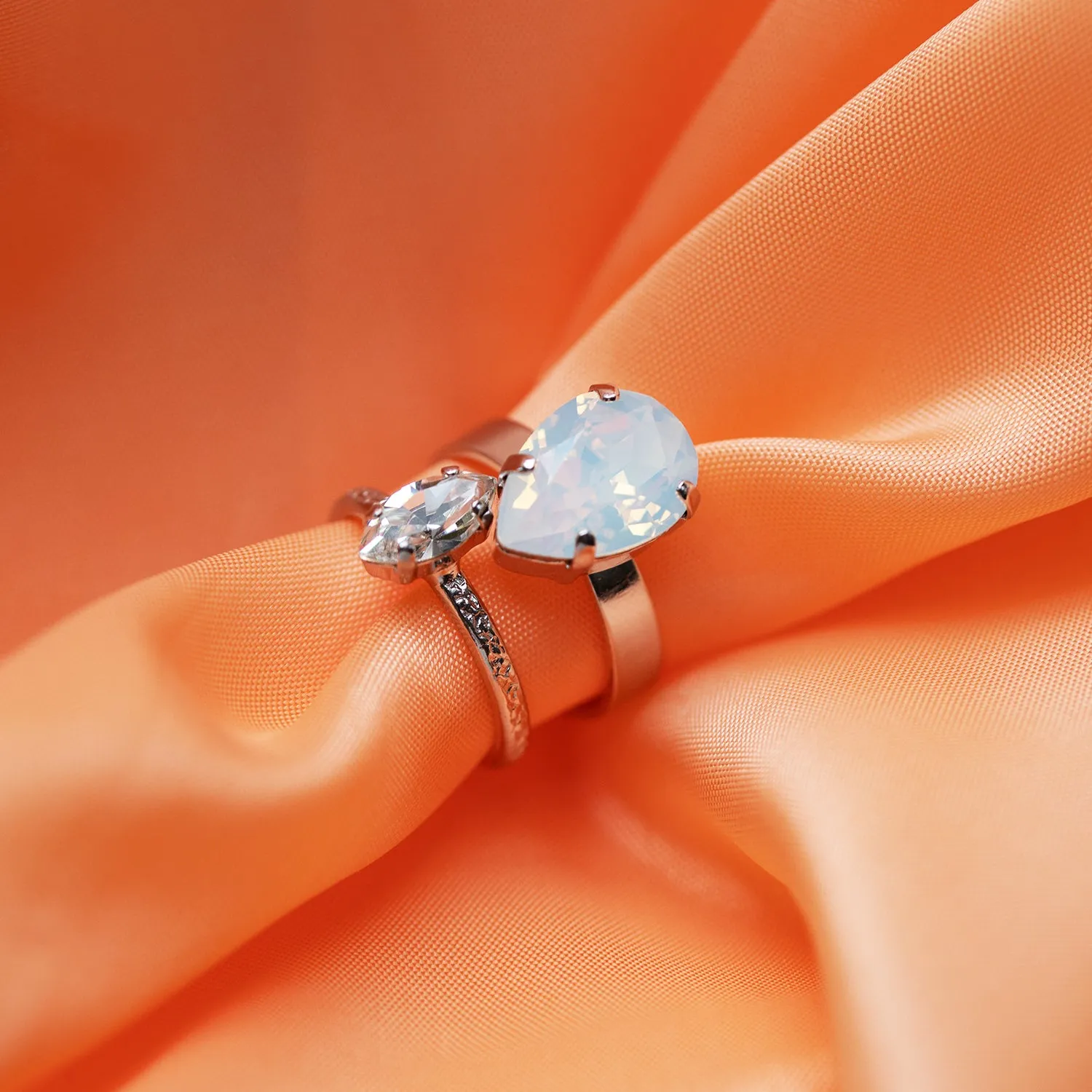 Petite Navette Ring / Crystal