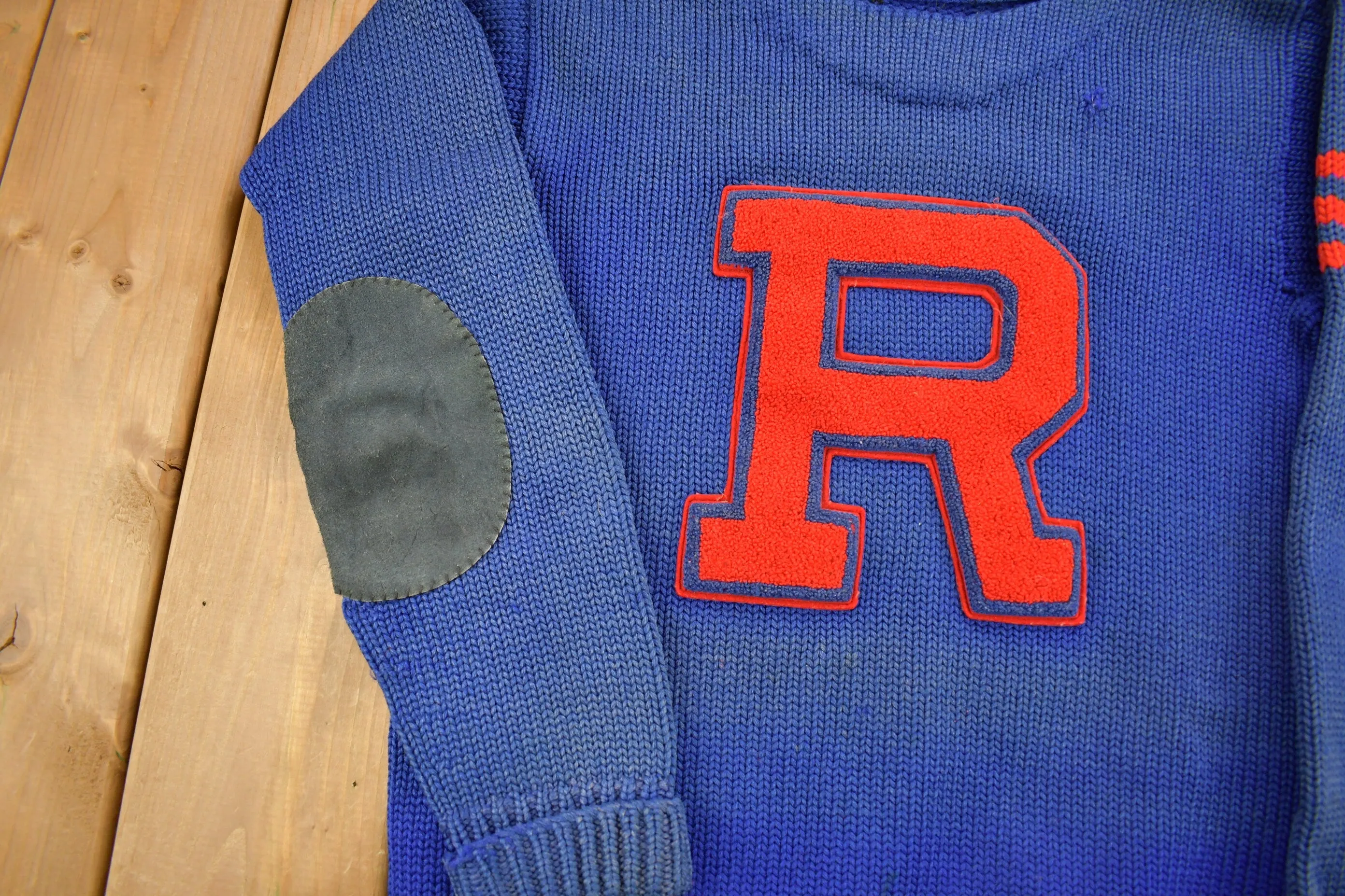 Vintage 1940s 100% Wool Collegiate Knit Crewneck Sweater / "R" / Athletic / True Vintage / Made In USA / Hand Knit