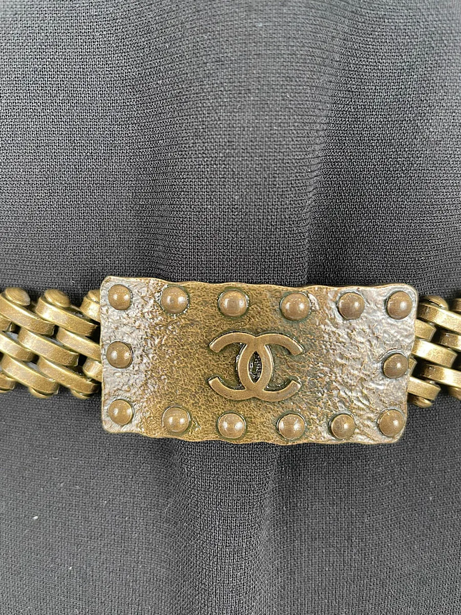 Vintage 97A, 1997 Fall Chanel Bronze Metal Chain link belt 27” generally a US 4